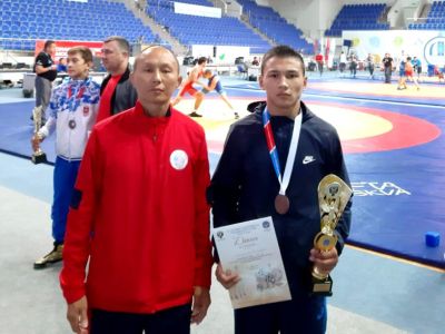 Якутянин Александр Андреев будет бороться на чемпионате России