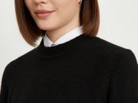 Джемпер с округлой горловиной прямого силуэта