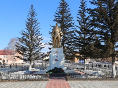 Памятник воинам-землякам, павшим на фронтах Великой Отечественной войны (1941-1945)