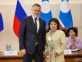 Государственные награды вручили медицинским работникам Якутии