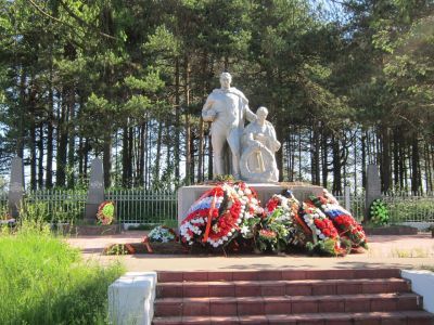 Братское кладбище