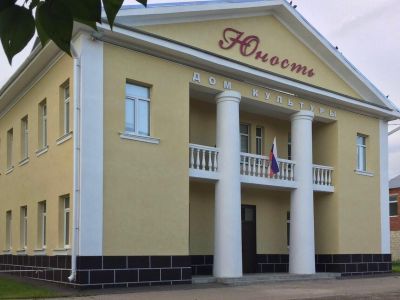 Верхнеломовский библиотечно-досуговый центр