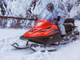 Снегоход РУССКАЯ МЕХАНИКА Тайга Варяг 550V