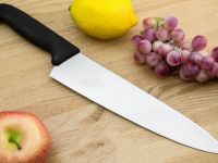 Поварской кухонный шеф-нож Victorinox Cutlery 25 см, сталь X55CrMo14, рукоять полипропилен, черный