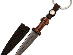 Брелок Кинжал
