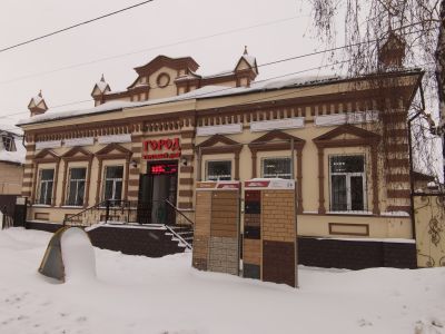 Каменное одноэтажное здание