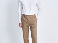 Брюки-джоггеры свободного силуэта