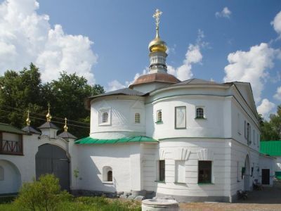Надвратная церковь Николая