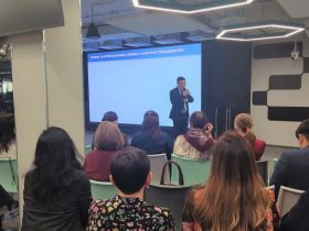 Учителя Якутии нашли помощников в цифровых решениях