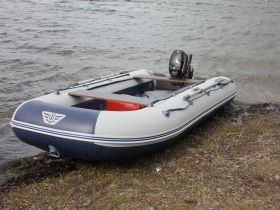Лодка ПВХ ФЛАГМАН 400 U