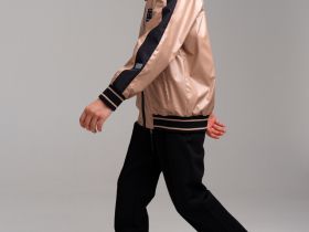 Куртка текстильная с полиуретановым покрытием для мальчиков (ветровка)