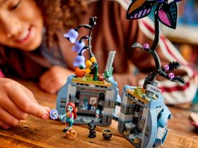 Disney 43288 Конструктор Цветочный горшок Салли