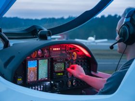 Ночной полет на вертолете Robinson R44