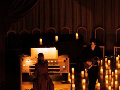 &quot;Мировые Рок-Хиты при Свечах&quot;.