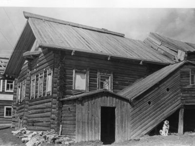 Дом, в котором жил в 1912 г., отбывая ссылку, Ворошилов Климент Ефремович. В доме - музей К.Е. Ворошилова