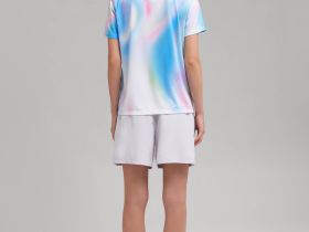 Спортивная футболка с перфорацией