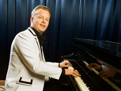 Билеты на Денис Мажуков (Союз композиторов) / Концерт | Афиша | ИнфоТаймс