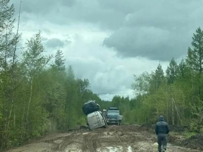 На трассе «Амга» ввели временное ограничение грузоподъемности