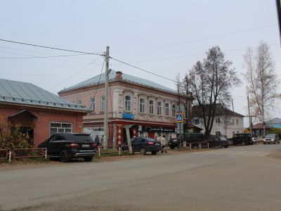 Дом купца И.И. Красильникова (компания "Зингер")