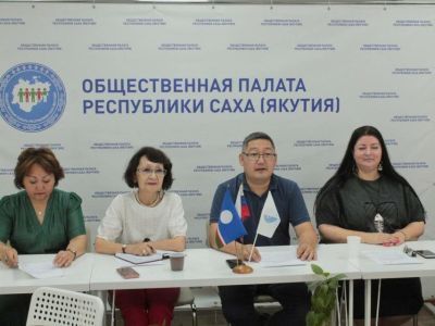 В Якутии планируют ввести социальную услугу «Кратковременный присмотр за детьми»