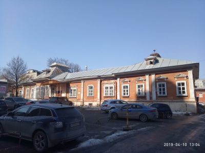 Особняк А.Н. Серикова. Здесь в рабочем клубе им. Толмачева выступали А.В. Луначарский, А.А. Шпагин, Р.С. Землячка