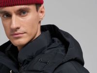 Пуховое пальто с капюшоном и отложным воротником