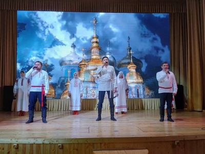 Доблестным защитникам Отечества посвящается