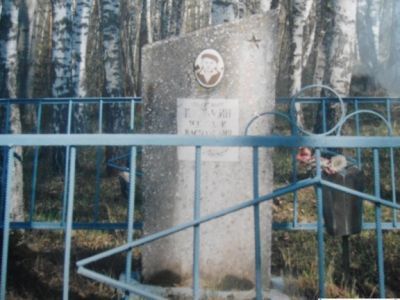 Братская могила советских воинов, погибших в 1943 г. при освобождении района от немецко-фашистских захватчиков