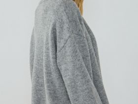 Джемпер с шарфом, Серый