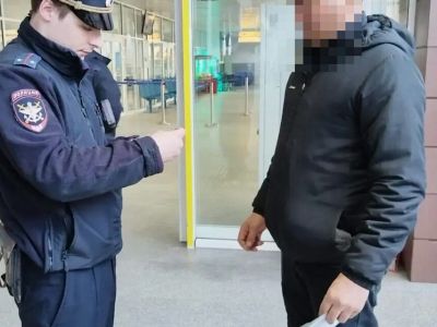 В аэропорту Якутска полицейские выявили нарушителей миграционного законодательства