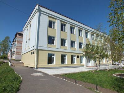 Памятное место учебы адмирала Макарова С.О.