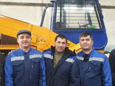 Уборка снега - труд нелёгкий!