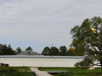 Стены и башни