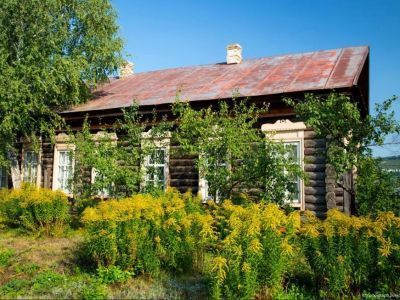 Здание бывшего начального народного училища