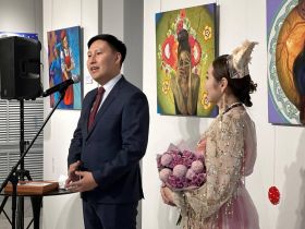 Выставка якутской художницы Миры Аргуновой открылась в Благовещенске