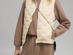 Стеганый пуховый жилет