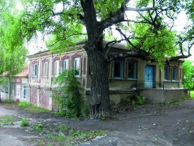 Дом жилой с магазином