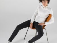 Женский свитер Lacoste с v-образным воротом