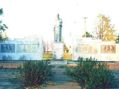 Обелиск воинам-землякам, погибшим в годы Великой Отечественной войны