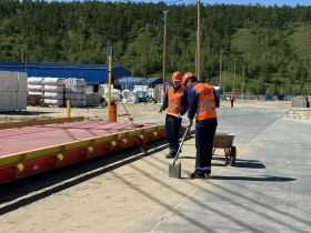 Студенты проходят практику на строительстве Ленского моста