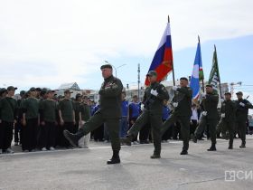 В Якутске стартовали военно-полевые сборы центра «Воин» для школьников и студентов