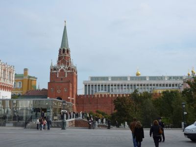 Проездная башня Троицкая с Троицким мостом