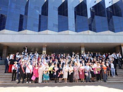 «Последний звонок»-2024 прозвенел для 356 выпускников МРТК и отделений