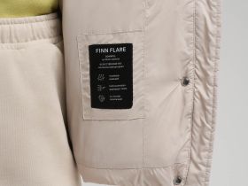 Куртка с искусственным утеплителем и водоотталкивающей пропиткой