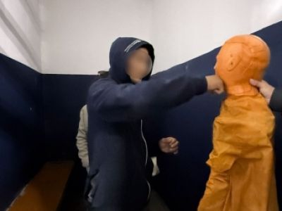 В городе Якутске взят под стражу мужчина, обвиняемый в применении насилия в отношении представителя власти