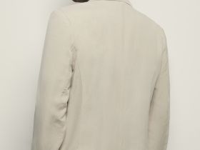 Однобортный пиджак с добавлением льна