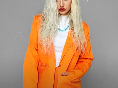 Блондинка КсЮ. Большой сольный концерт