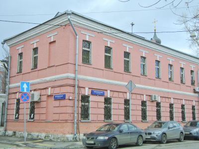 Богадельня, 1879 - 1880 гг., архитектор Д.И. Певницкий