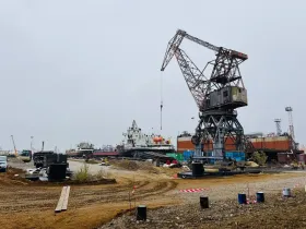 В Жатае проверили строительство ключевых социальных объектов и судоверфи