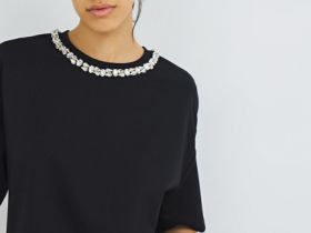 Футболка с декором у выреза, Черный